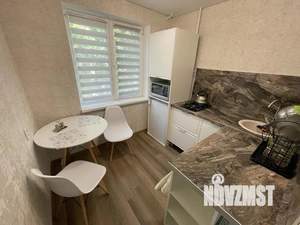 1-к квартира, посуточно, 33м2, 3/5 этаж