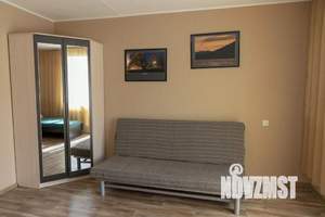 1-к квартира, посуточно, 44м2, 1/1 этаж