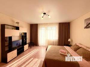 1-к квартира, посуточно, 42м2, 1/1 этаж