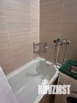 Студия квартира, посуточно, 25м2, 5/10 этаж