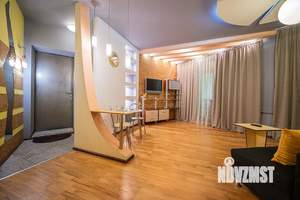 2-к квартира, посуточно, 64м2, 2/5 этаж