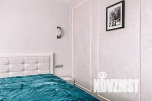 2-к квартира, посуточно, 43м2, 7/20 этаж