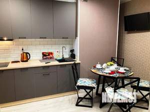 1-к квартира, посуточно, 40м2, 6/10 этаж