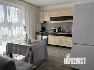 1-к квартира, посуточно, 42м2, 1/1 этаж