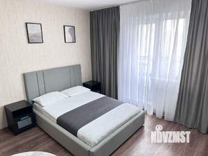 Студия квартира, посуточно, 30м2, 13/20 этаж
