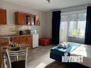 Студия квартира, посуточно, 28м2, 1/18 этаж