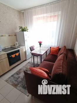 1-к квартира, посуточно, 32м2, 4/9 этаж