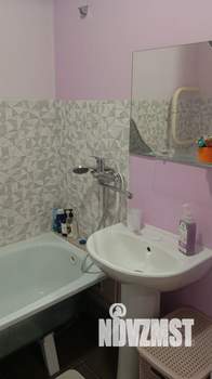 Студия квартира, посуточно, 30м2, 2/18 этаж