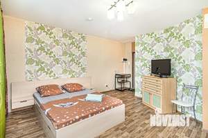 Студия квартира, посуточно, 32м2, 12/20 этаж