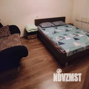 Студия квартира, посуточно, 45м2, 17/17 этаж