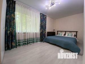 2-к квартира, посуточно, 41м2, 1/5 этаж