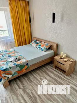 Студия квартира, посуточно, 35м2, 3/16 этаж