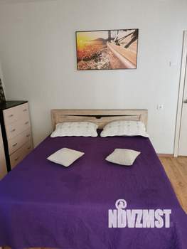 1-к квартира, посуточно, 35м2, 4/10 этаж