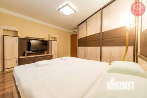 4-к квартира, посуточно, 122м2, 1/1 этаж