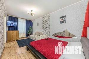 1-к квартира, посуточно, 43м2, 3/10 этаж