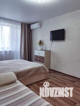 1-к квартира, посуточно, 40м2, 3/5 этаж