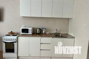 1-к квартира, посуточно, 42м2, 5/10 этаж