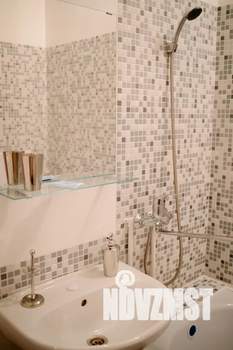 Студия квартира, посуточно, 26м2, 5/18 этаж