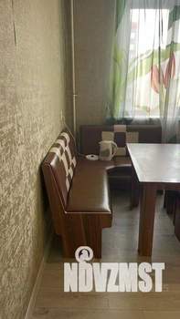 1-к квартира, посуточно, 41м2, 1/1 этаж