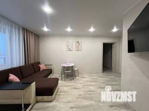 1-к квартира, посуточно, 63м2, 16/20 этаж