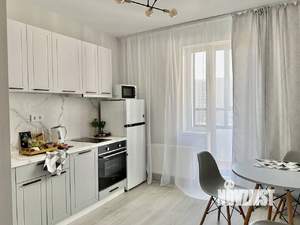 1-к квартира, посуточно, 38м2, 10/16 этаж