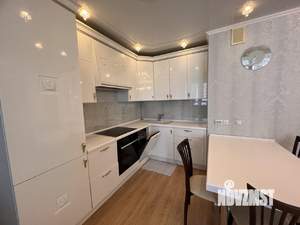 4-к квартира, на длительный срок, 100м2, 7/24 этаж