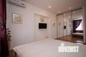 2-к квартира, посуточно, 60м2, 1/1 этаж