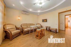 2-к квартира, посуточно, 75м2, 1/1 этаж