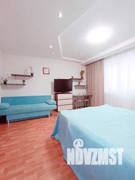 1-к квартира, посуточно, 40м2, 6/10 этаж