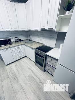 1-к квартира, посуточно, 35м2, 4/17 этаж
