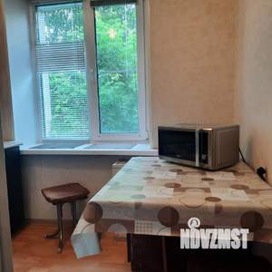 1-к квартира, посуточно, 34м2, 3/5 этаж