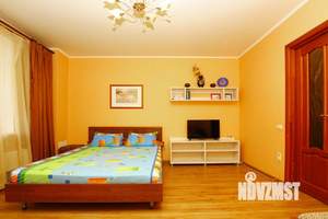 1-к квартира, посуточно, 43м2, 1/1 этаж