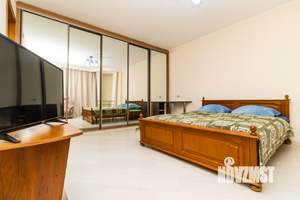 1-к квартира, посуточно, 43м2, 3/5 этаж