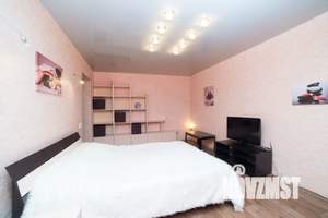 1-к квартира, посуточно, 38м2, 7/10 этаж