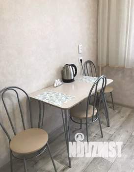 1-к квартира, посуточно, 40м2, 3/10 этаж