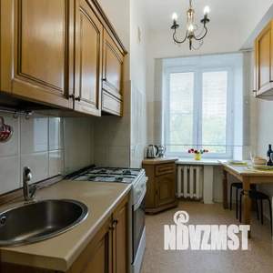 2-к квартира, посуточно, 62м2, 3/4 этаж