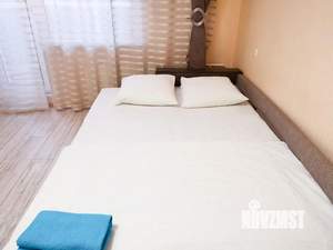 1-к квартира, посуточно, 43м2, 1/1 этаж