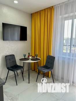 Студия квартира, посуточно, 35м2, 3/16 этаж