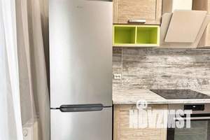 1-к квартира, посуточно, 42м2, 9/18 этаж