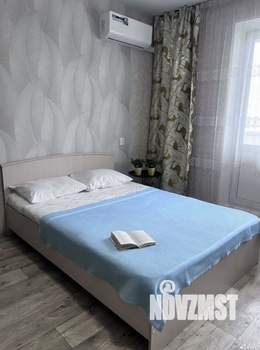1-к квартира, посуточно, 40м2, 3/10 этаж