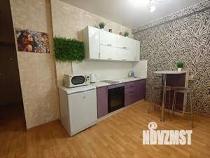 Студия квартира, посуточно, 32м2, 16/18 этаж