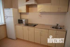 1-к квартира, посуточно, 44м2, 7/10 этаж