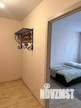 1-к квартира, посуточно, 32м2, 1/10 этаж