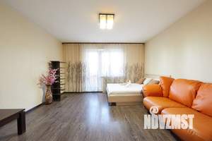2-к квартира, посуточно, 56м2, 1/1 этаж
