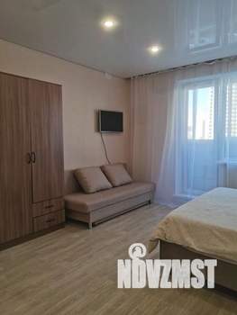 1-к квартира, посуточно, 34м2, 1/1 этаж