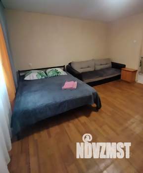 1-к квартира, посуточно, 40м2, 1/10 этаж