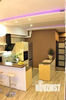 1-к квартира, посуточно, 40м2, 7/8 этаж