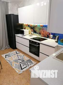 2-к квартира, посуточно, 47м2, 1/10 этаж