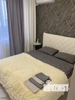 Студия квартира, посуточно, 34м2, 17/20 этаж