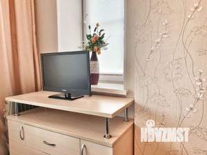 1-к квартира, посуточно, 32м2, 6/9 этаж